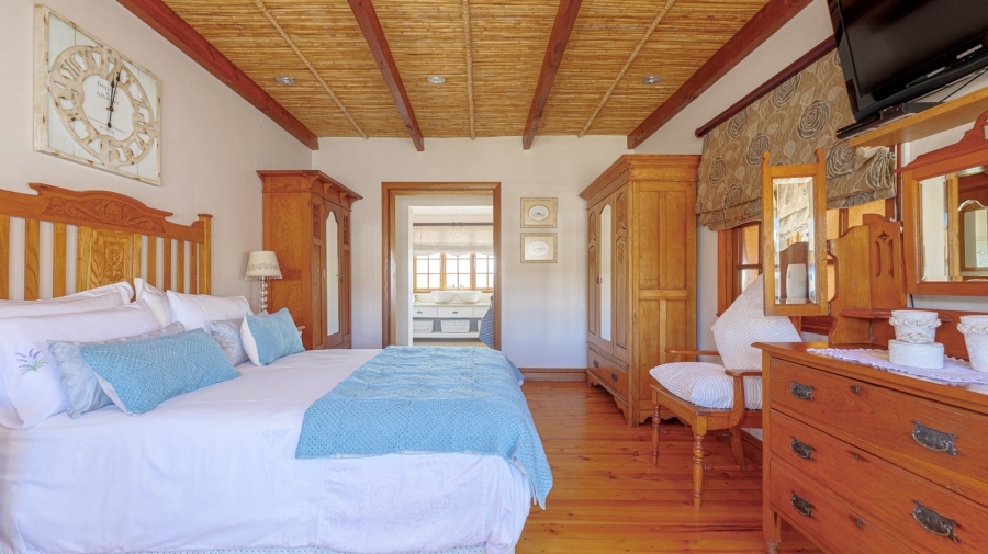 5 Bedroom Property for Sale in Arniston Western Cape